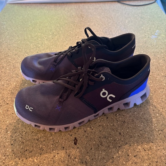 NEW IN BOX On Cloud x3 - Picture 5 of 8